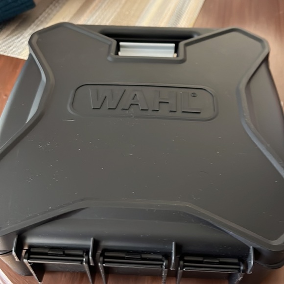 Elite Pro Haircutting Kit - Picture 6 of 6